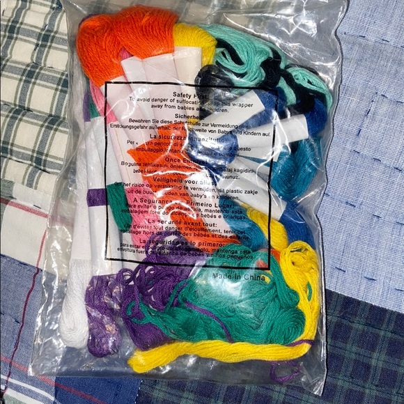 Colored string - Picture 2 of 2